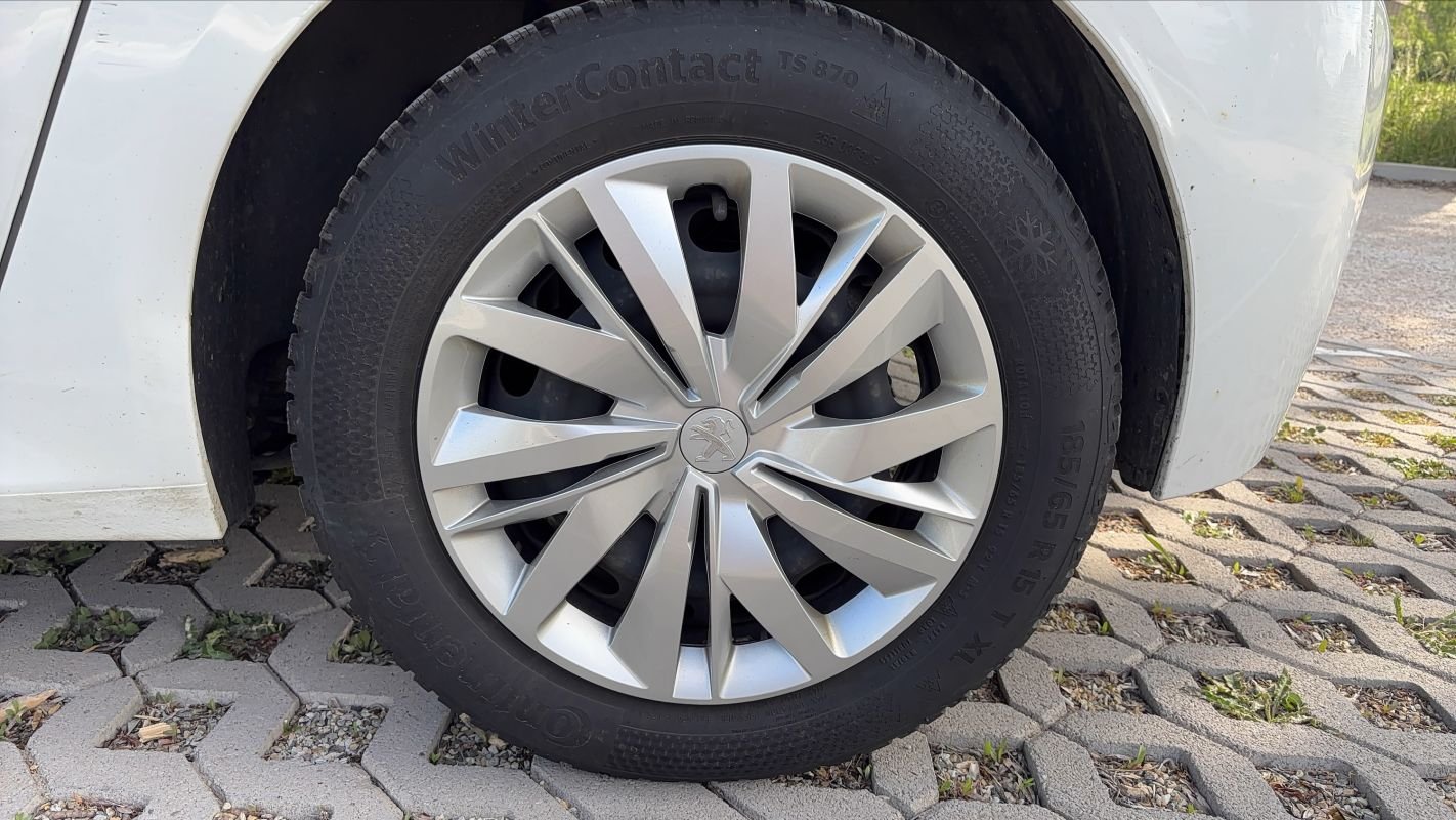 Peugeot 208 - Photo 19