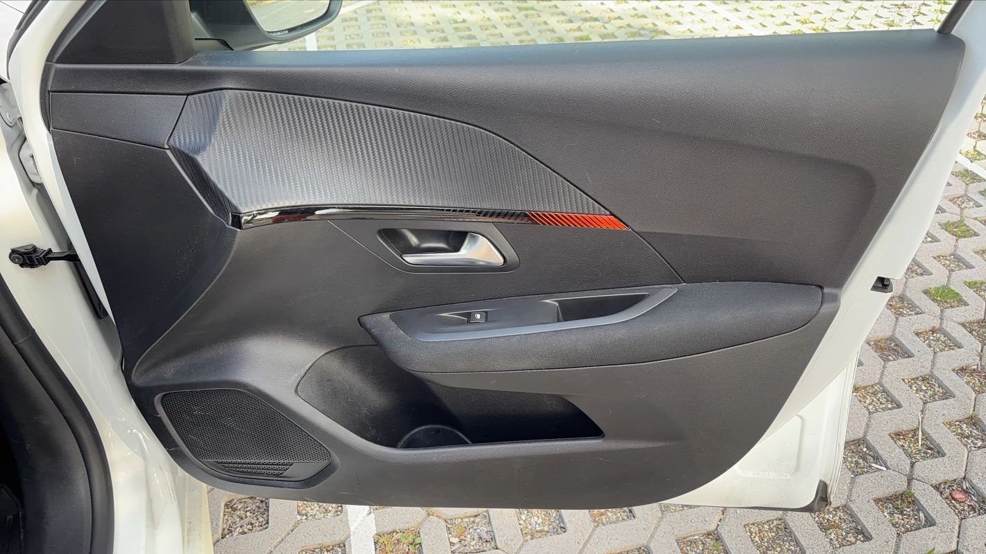 Peugeot 208 - Photo 23