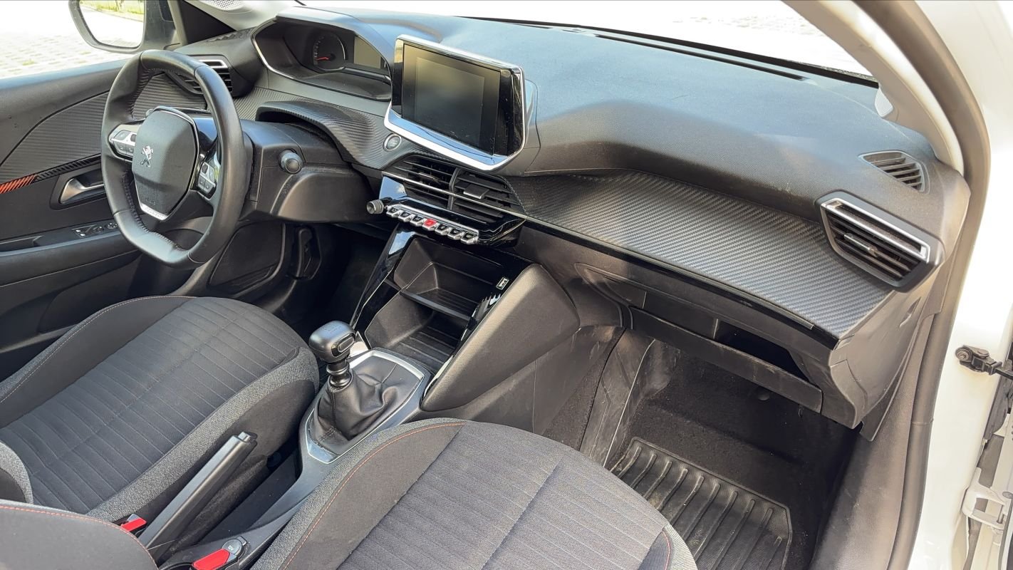 Peugeot 208 - Photo 10