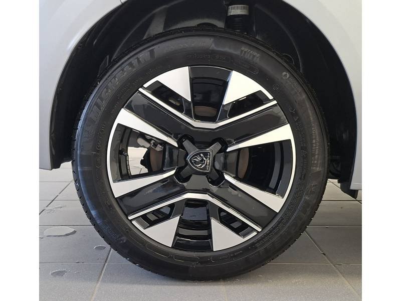 Peugeot 208 - Photo 12
