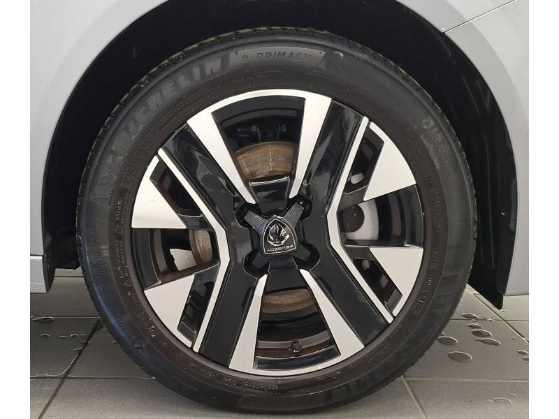 Peugeot 208 - Photo 17