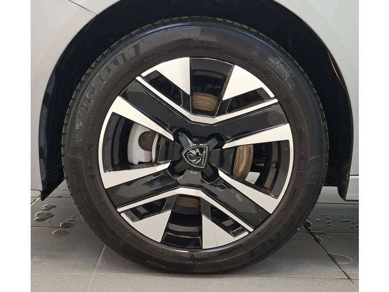 Peugeot 208 - Photo 18