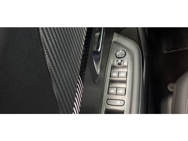 Peugeot 208 - Photo 33