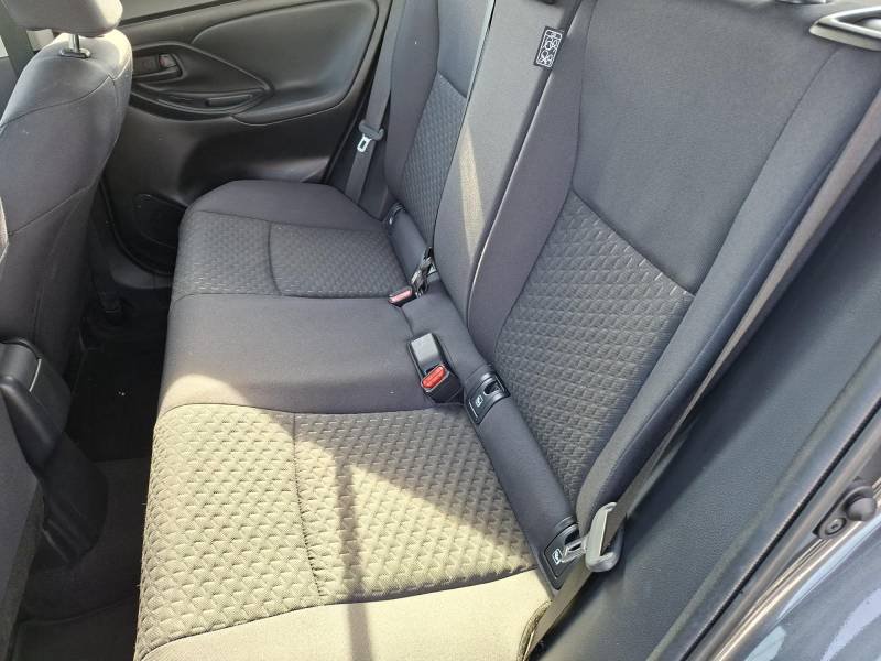 Toyota Yaris - Photo 18