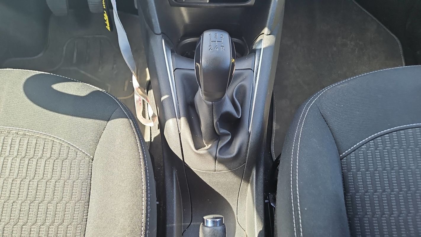 Peugeot 208 - Photo 26