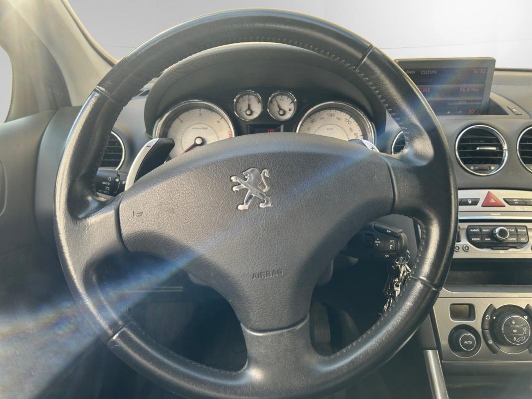 Peugeot 308 - Photo 11