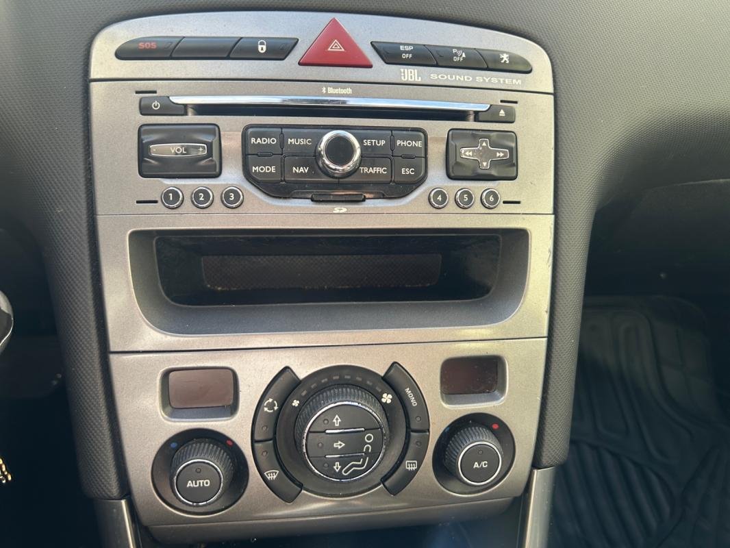 Peugeot 308 - Photo 13