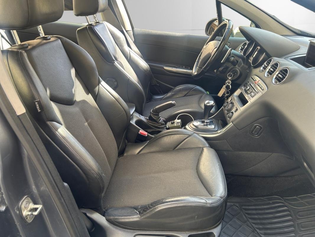 Peugeot 308 - Photo 17