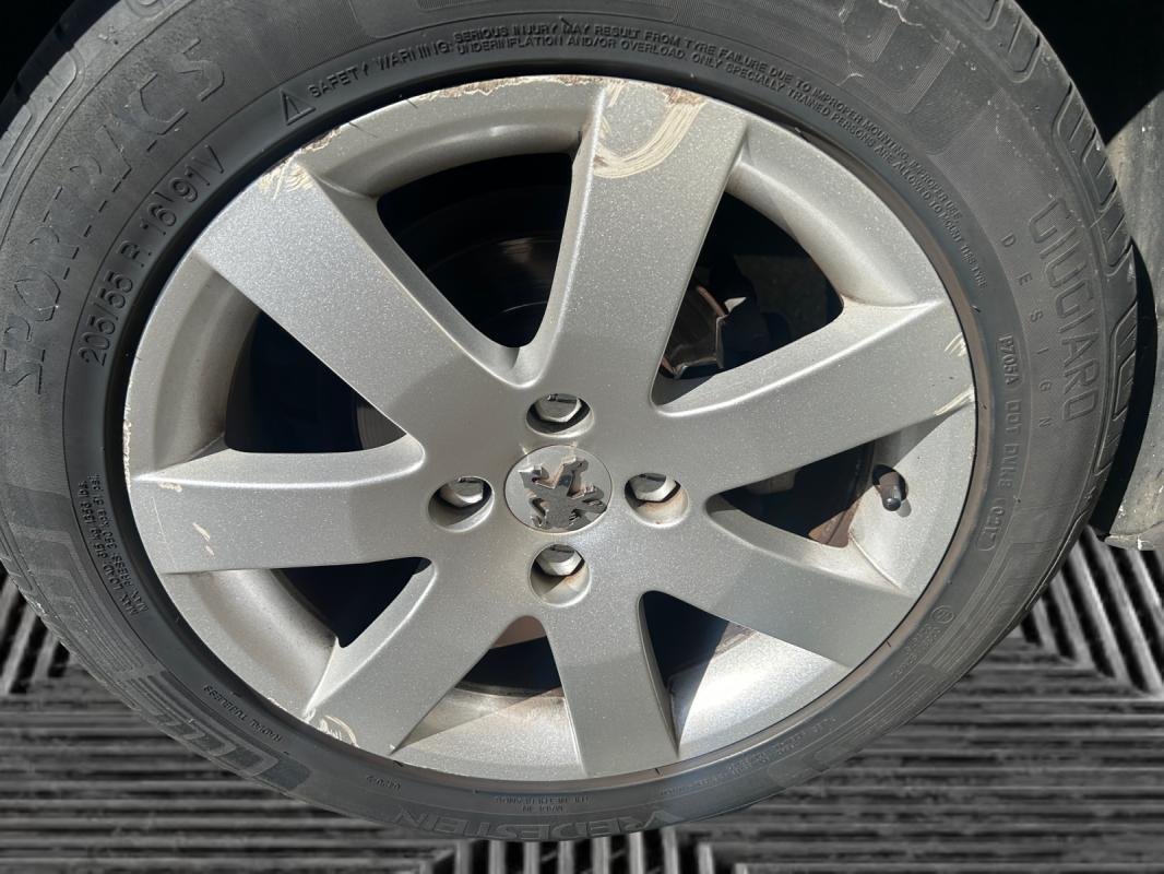Peugeot 308 - Photo 18