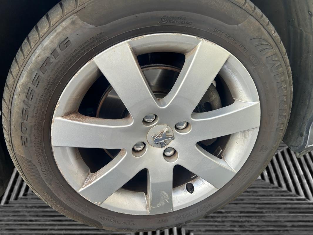Peugeot 308 - Photo 21