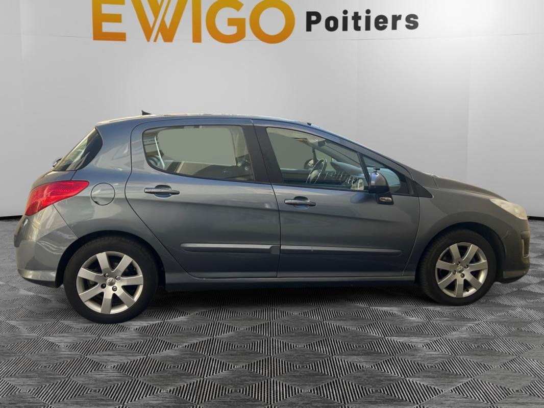 Peugeot 308 - Photo 7
