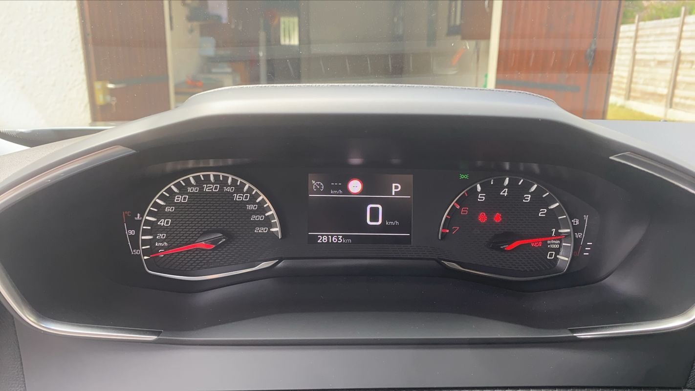 Peugeot 2008 - Photo 12