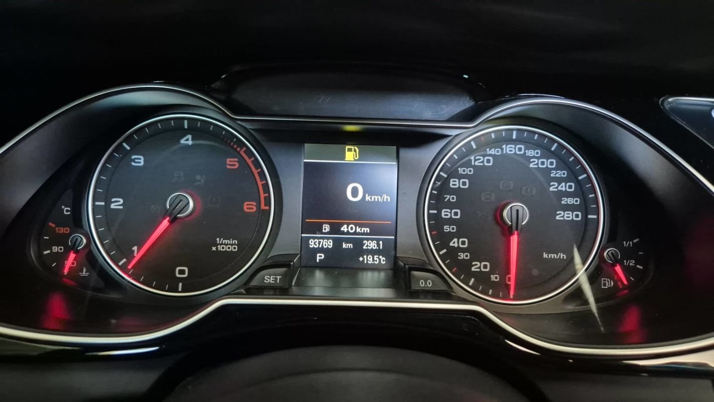 Audi A4 Avant - Photo 12