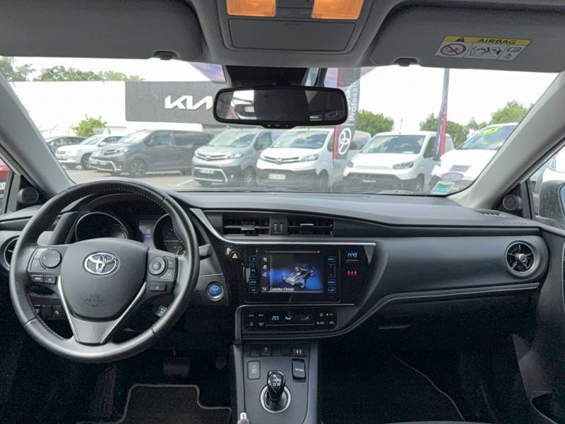 Toyota Auris - Photo 11