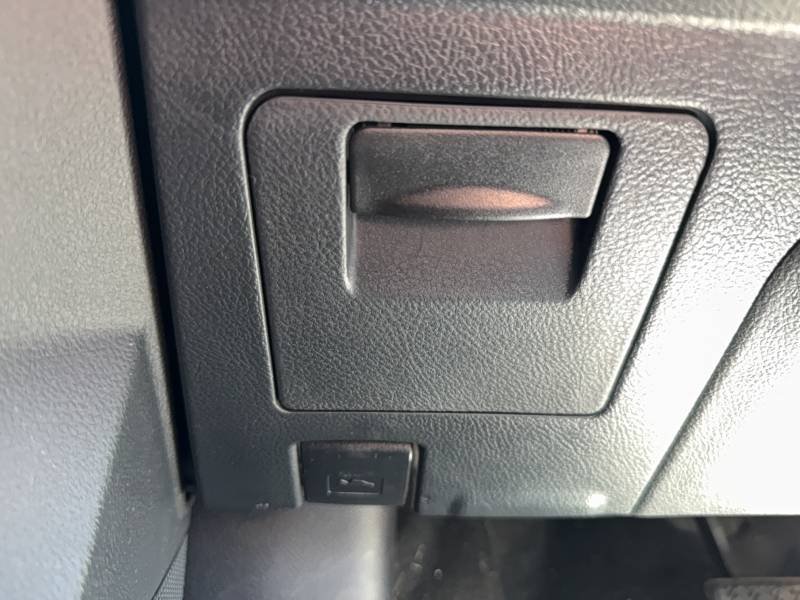 Toyota Auris - Photo 19