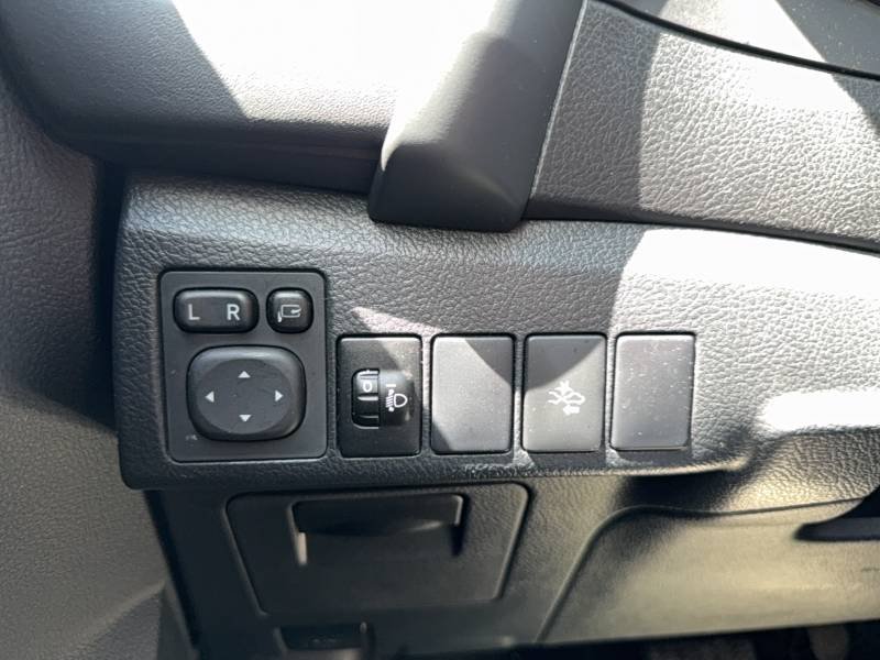 Toyota Auris - Photo 21