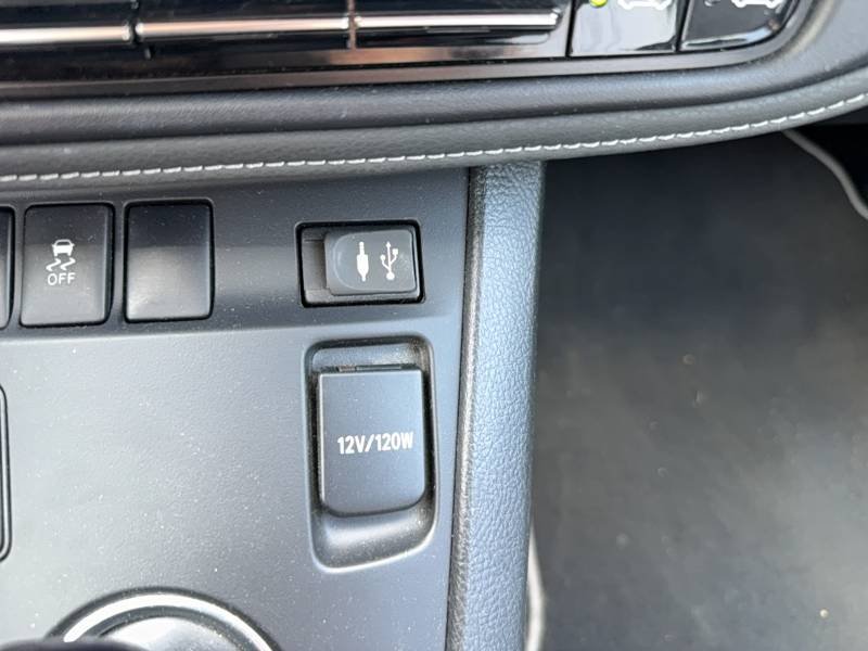 Toyota Auris - Photo 26