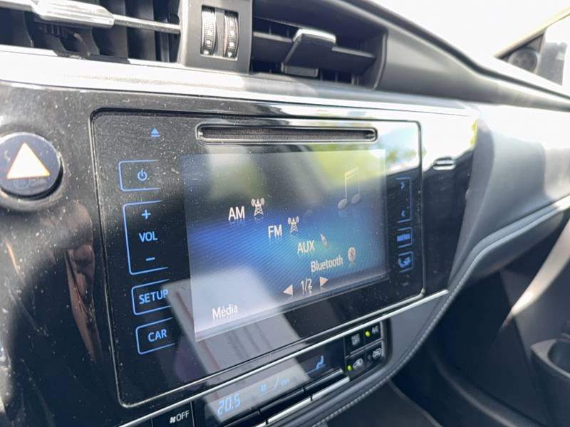 Toyota Auris - Photo 28