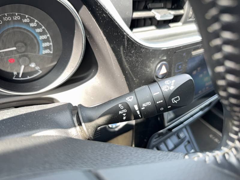 Toyota Auris - Photo 31