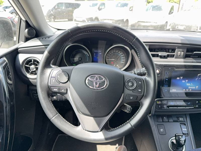 Toyota Auris - Photo 32