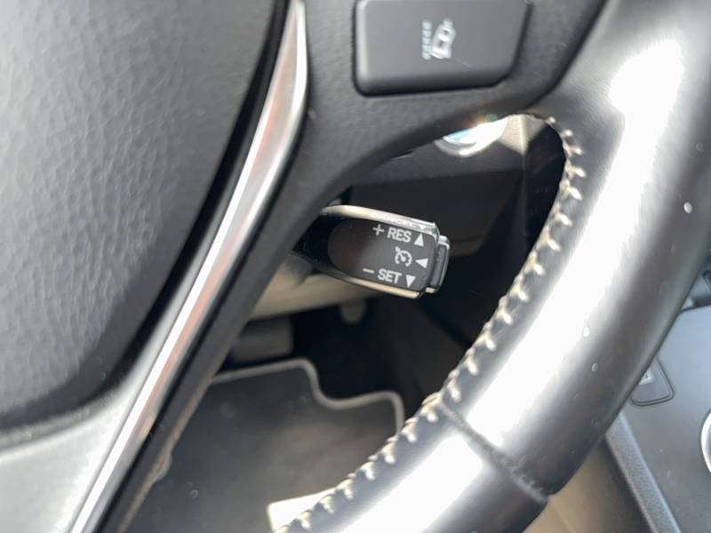 Toyota Auris - Photo 33