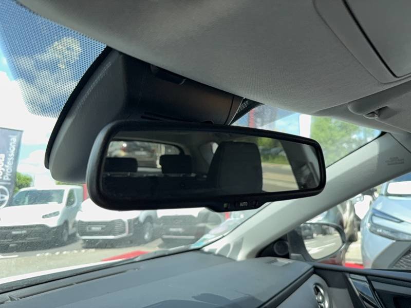 Toyota Auris - Photo 35