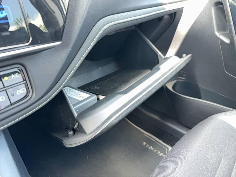 Toyota Auris - Photo 38