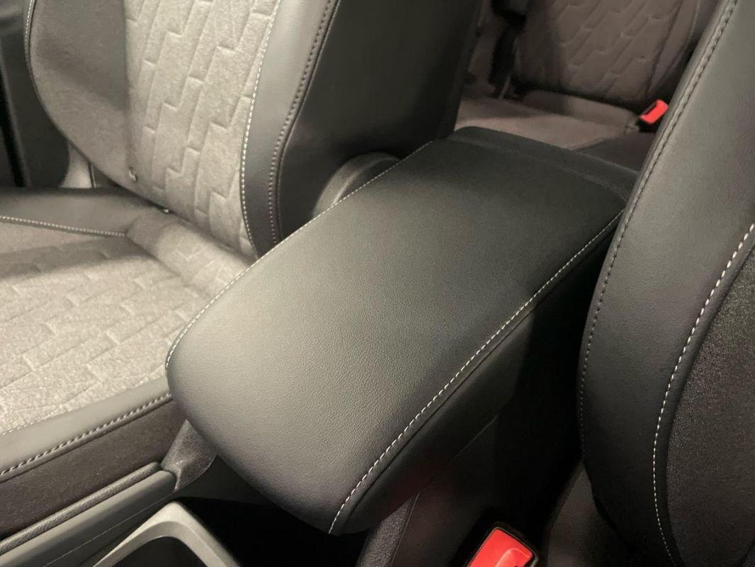 Volkswagen Tiguan - Photo 12