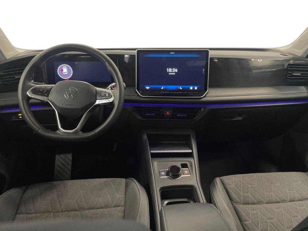 Volkswagen Tiguan - Photo 8