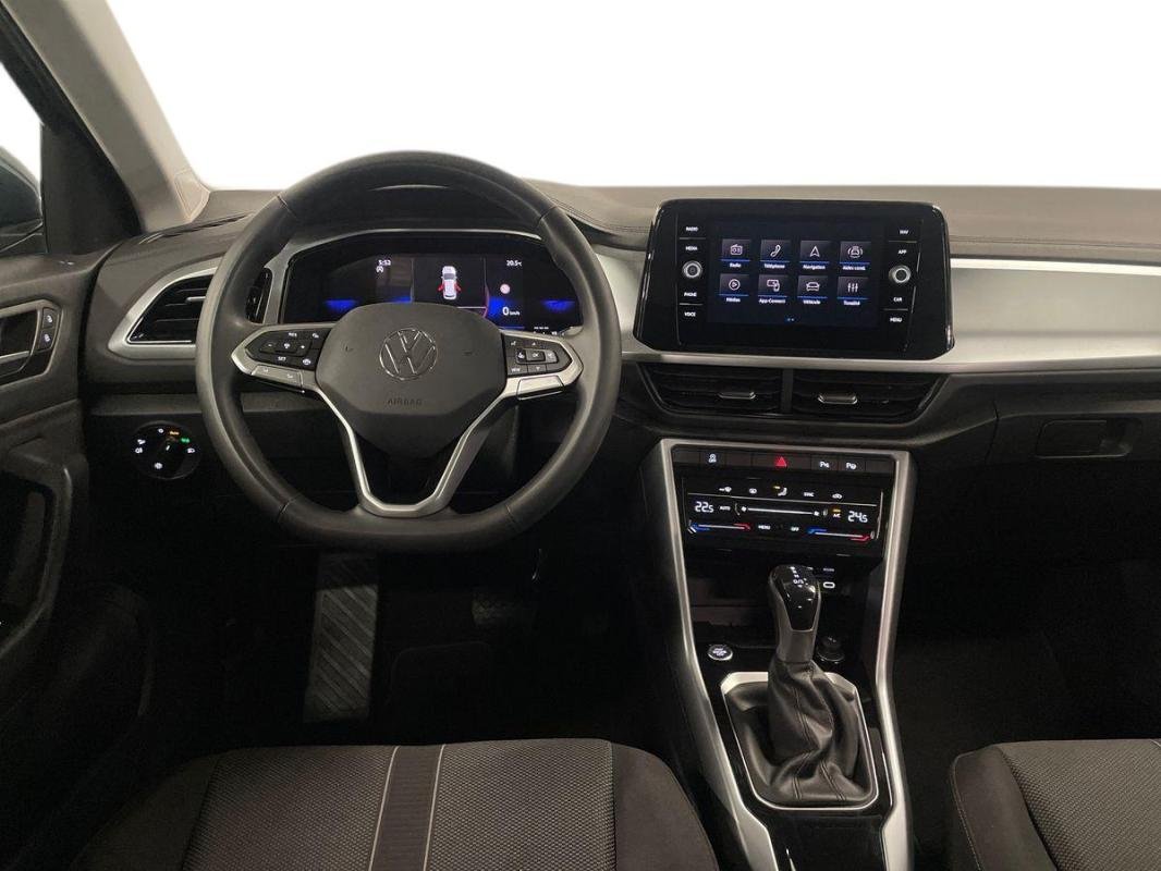 Volkswagen T-Roc - Photo 24