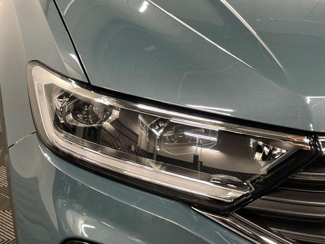 Volkswagen T-Roc - Photo 25