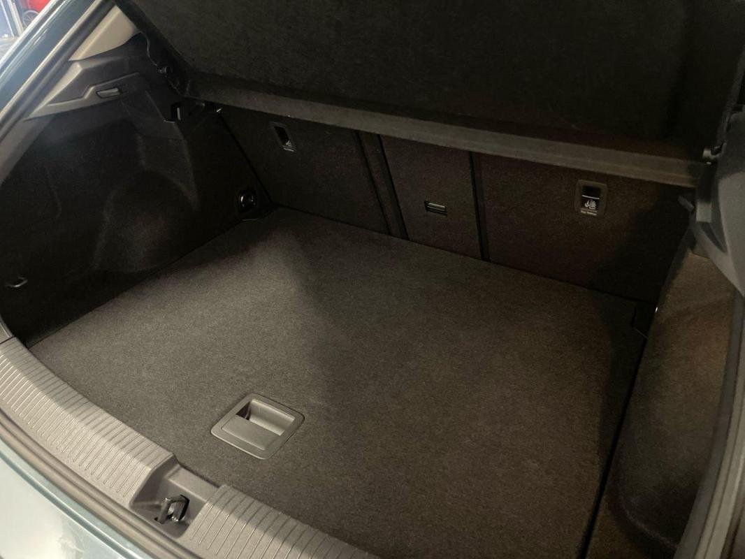 Volkswagen T-Roc - Photo 32