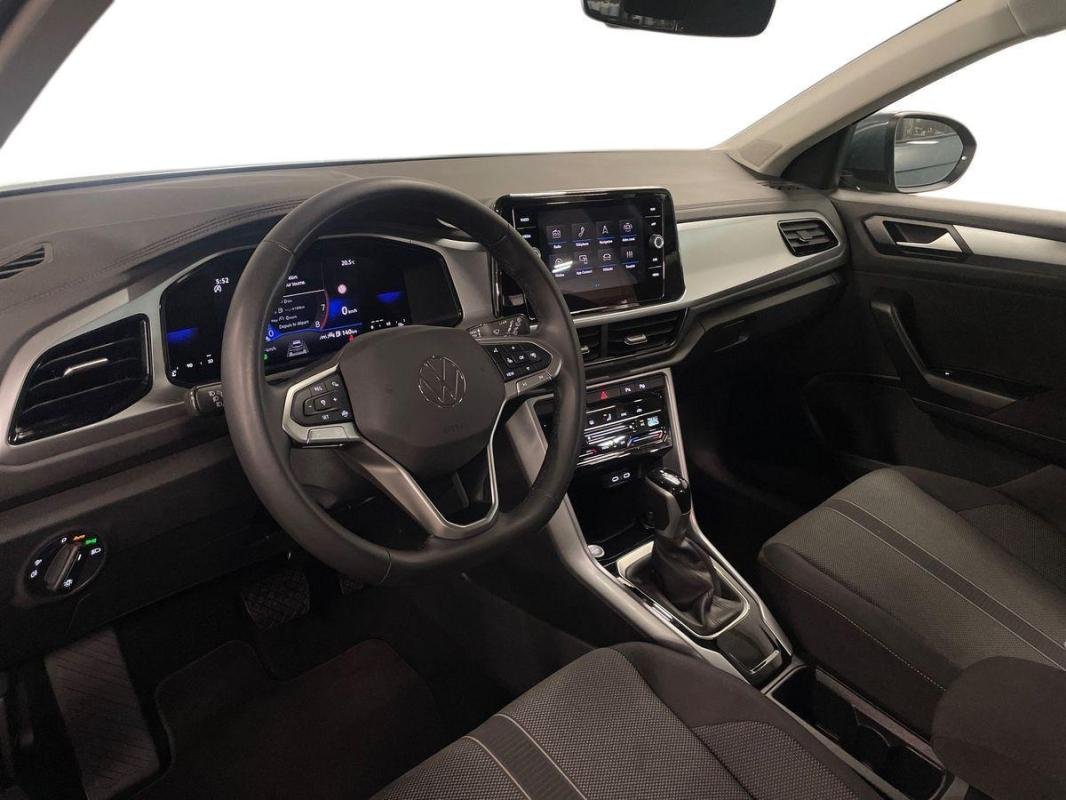Volkswagen T-Roc - Photo 9