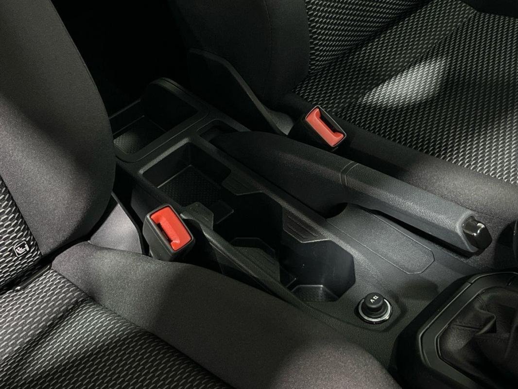 Volkswagen Polo - Photo 12