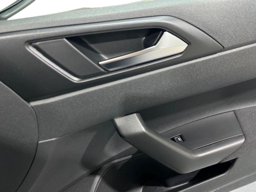 Volkswagen Polo - Photo 15