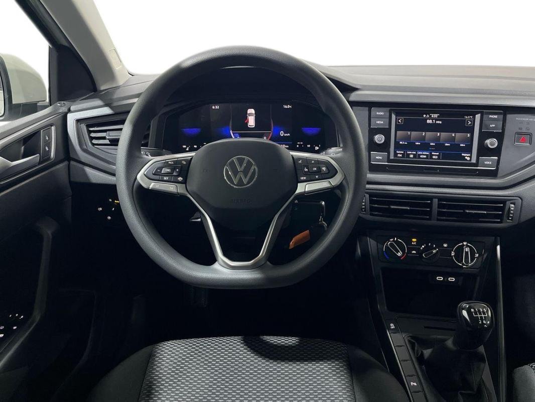 Volkswagen Polo - Photo 24