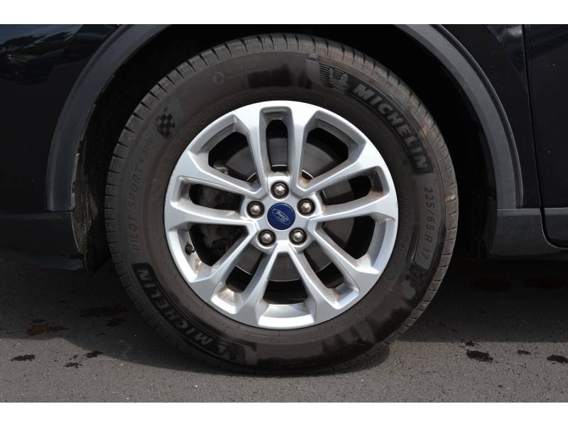 Ford Kuga - Photo 35