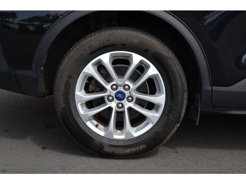 Ford Kuga - Photo 8