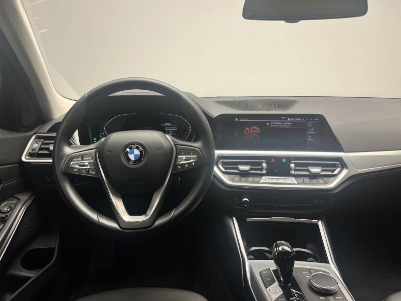 BMW Série 3 - Photo 27