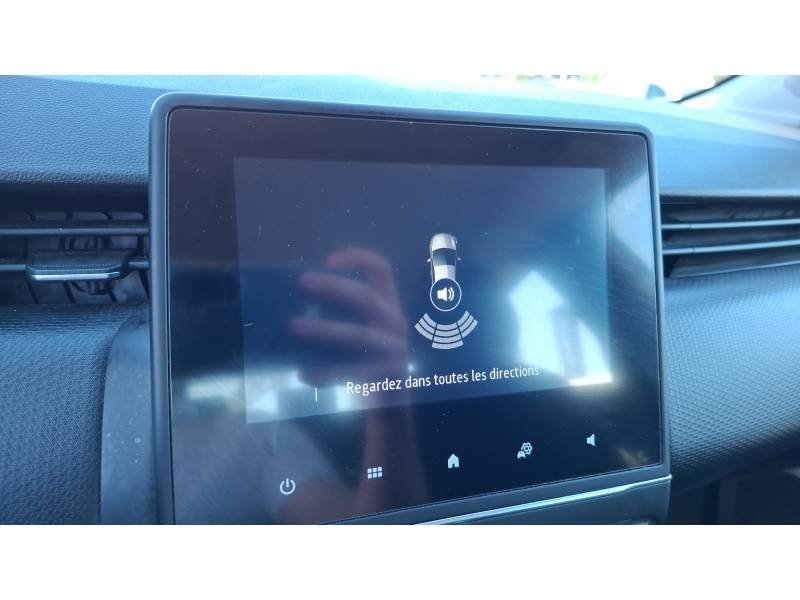 Renault Clio - Photo 16