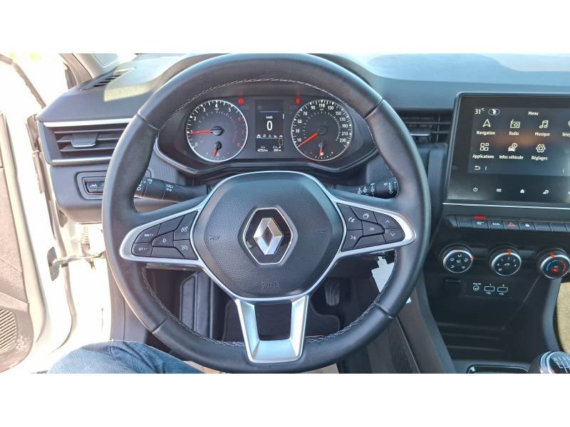 Renault Clio - Photo 17