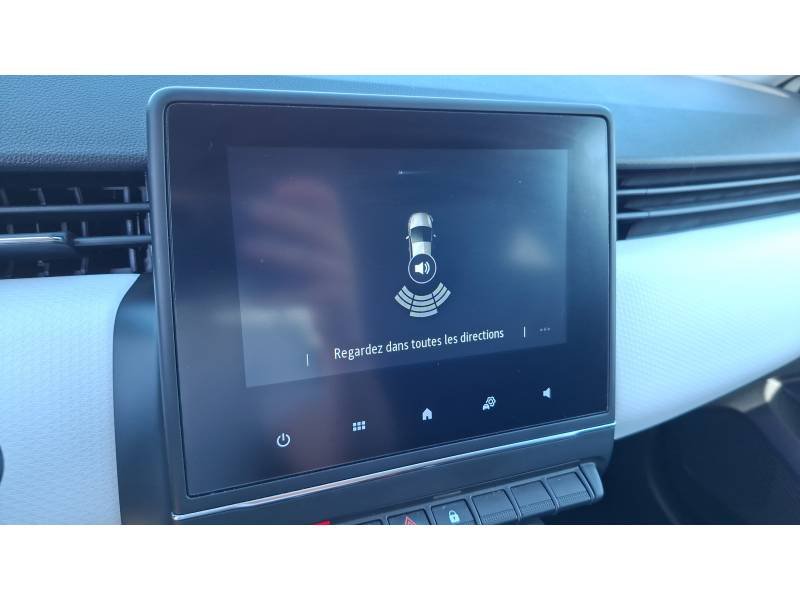 Renault Clio - Photo 16