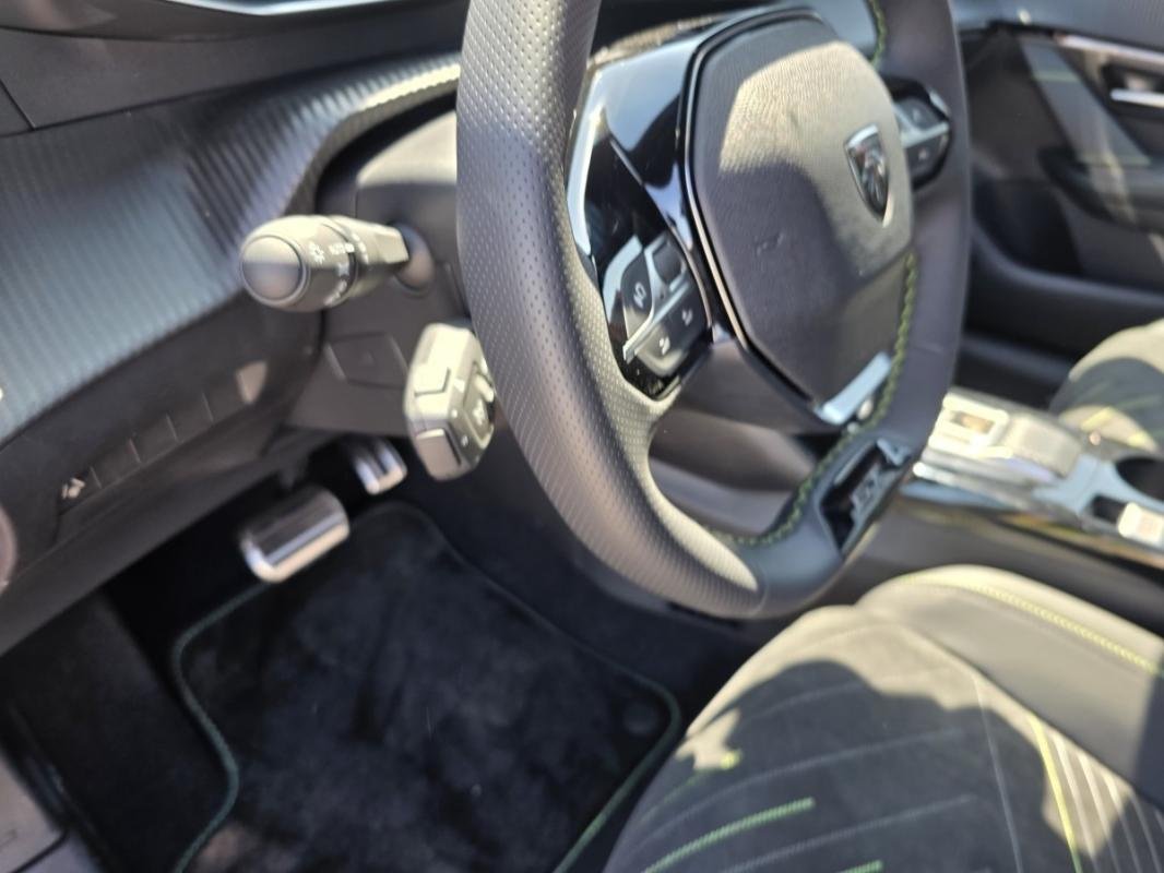 Peugeot 208 - Photo 22