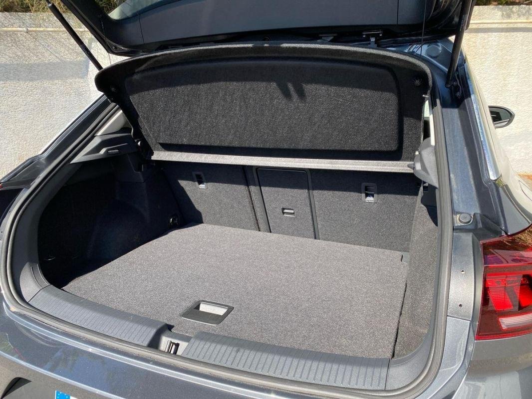 Volkswagen T-Roc - Photo 32