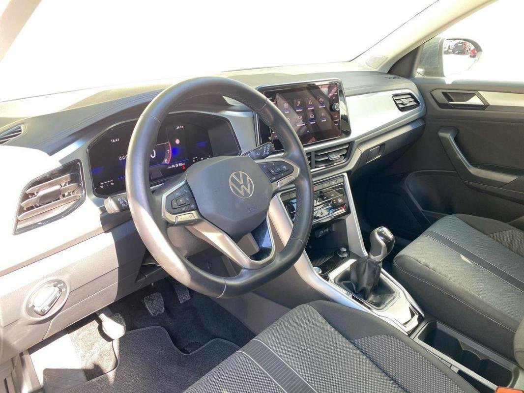 Volkswagen T-Roc - Photo 9