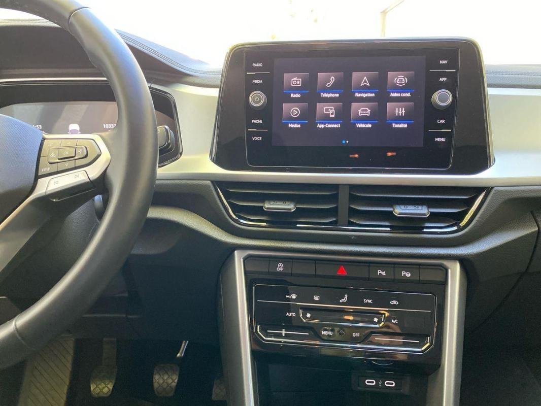 Volkswagen T-Roc - Photo 10