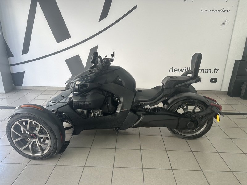 Can-Am Can-Am STANDARD 900 - Photo 2
