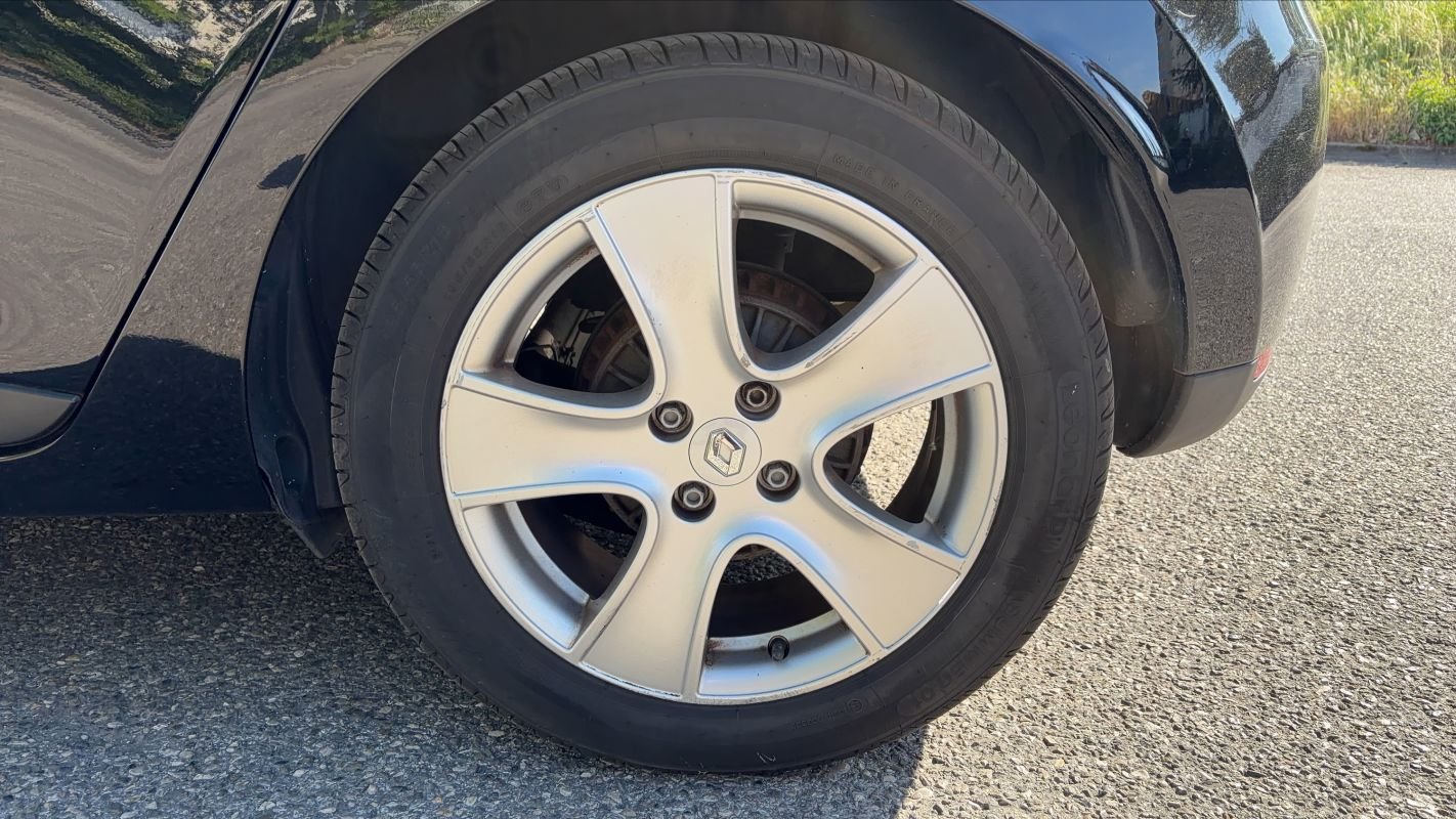 Renault Clio - Photo 19