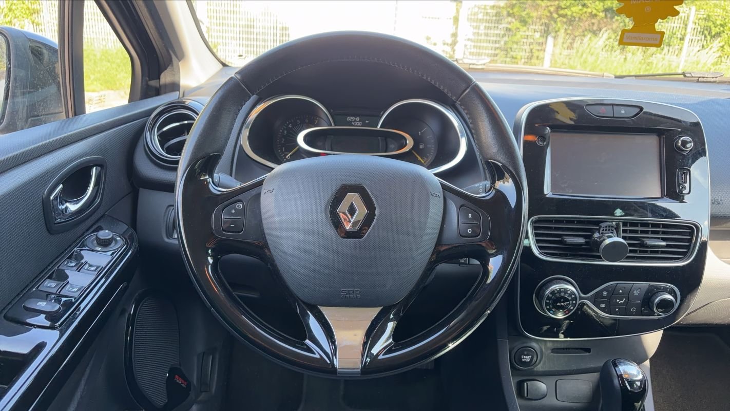 Renault Clio - Photo 22