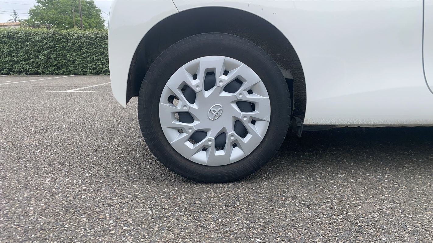 Toyota Aygo - Photo 16